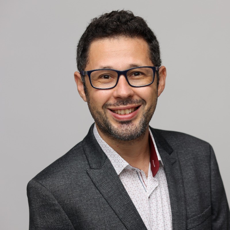  Federzoni dos Santos